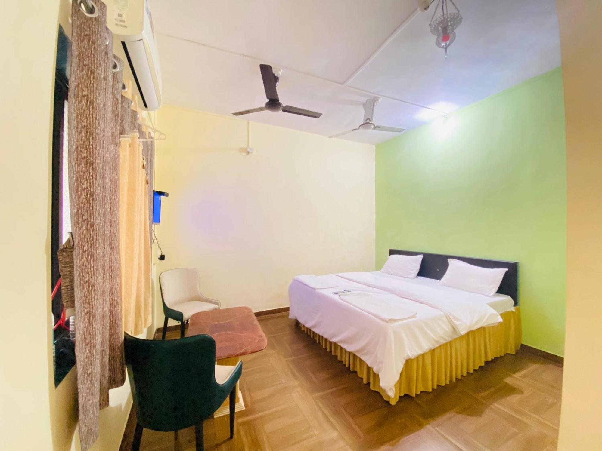 Humming Bird Beach Resorts Алибаг Экстерьер фото