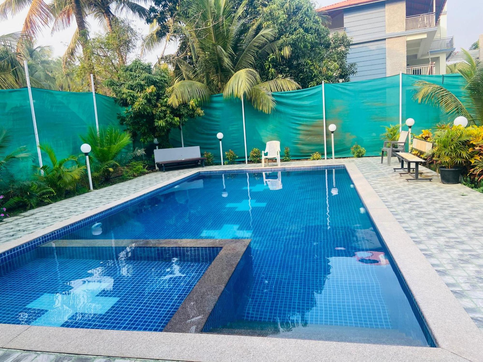 Humming Bird Beach Resorts Алибаг Экстерьер фото